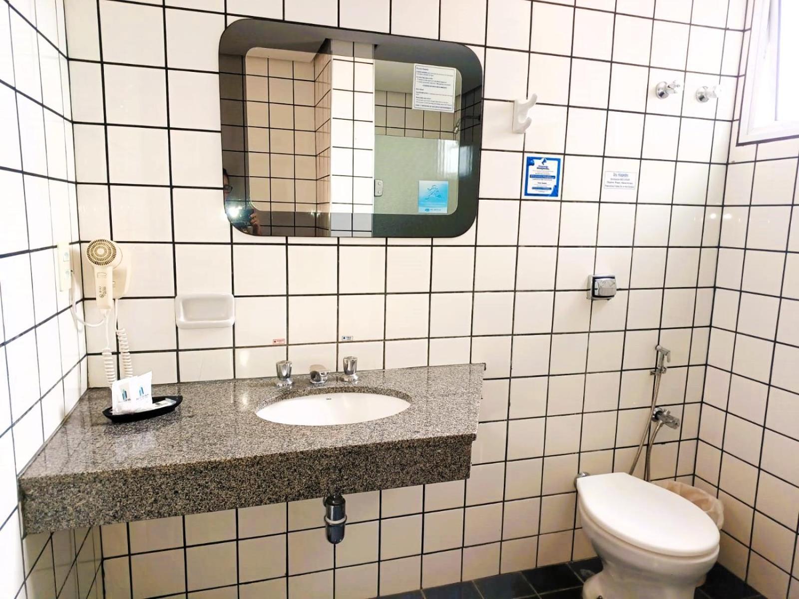 Hotel Riviera Araçatuba エクステリア 写真